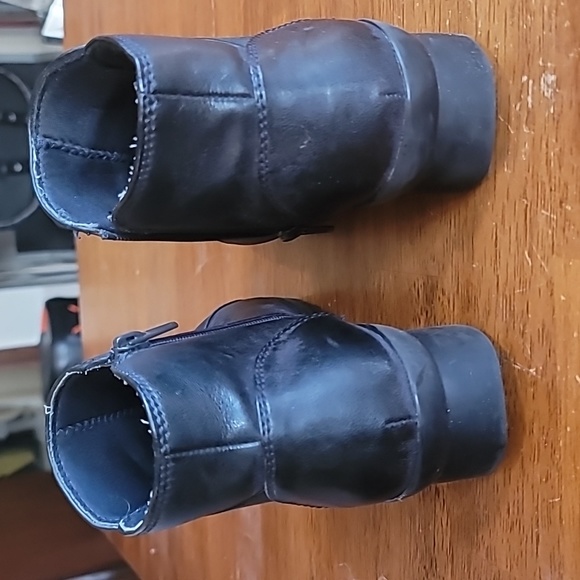 Clarks Cloudstepper Step Move Up Ankle Boots - Picture 3 of 7